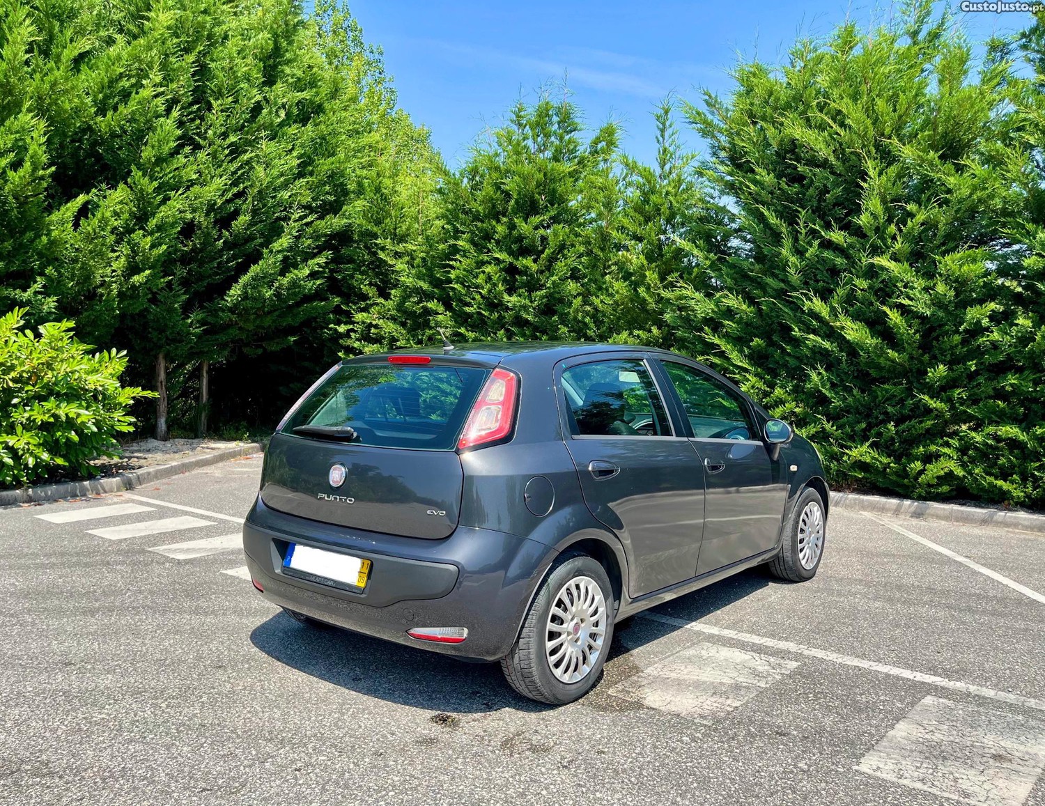 Fiat Grande Punto EVO 1.3 Multijet — fotografia 9