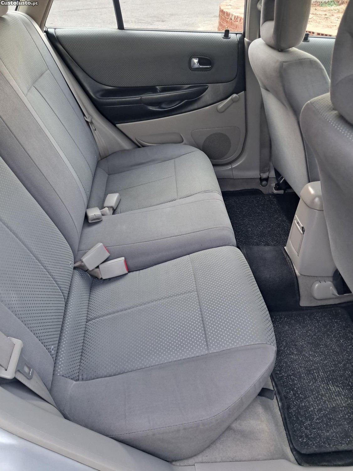 Mazda 323 (/F) — fotografia 6
