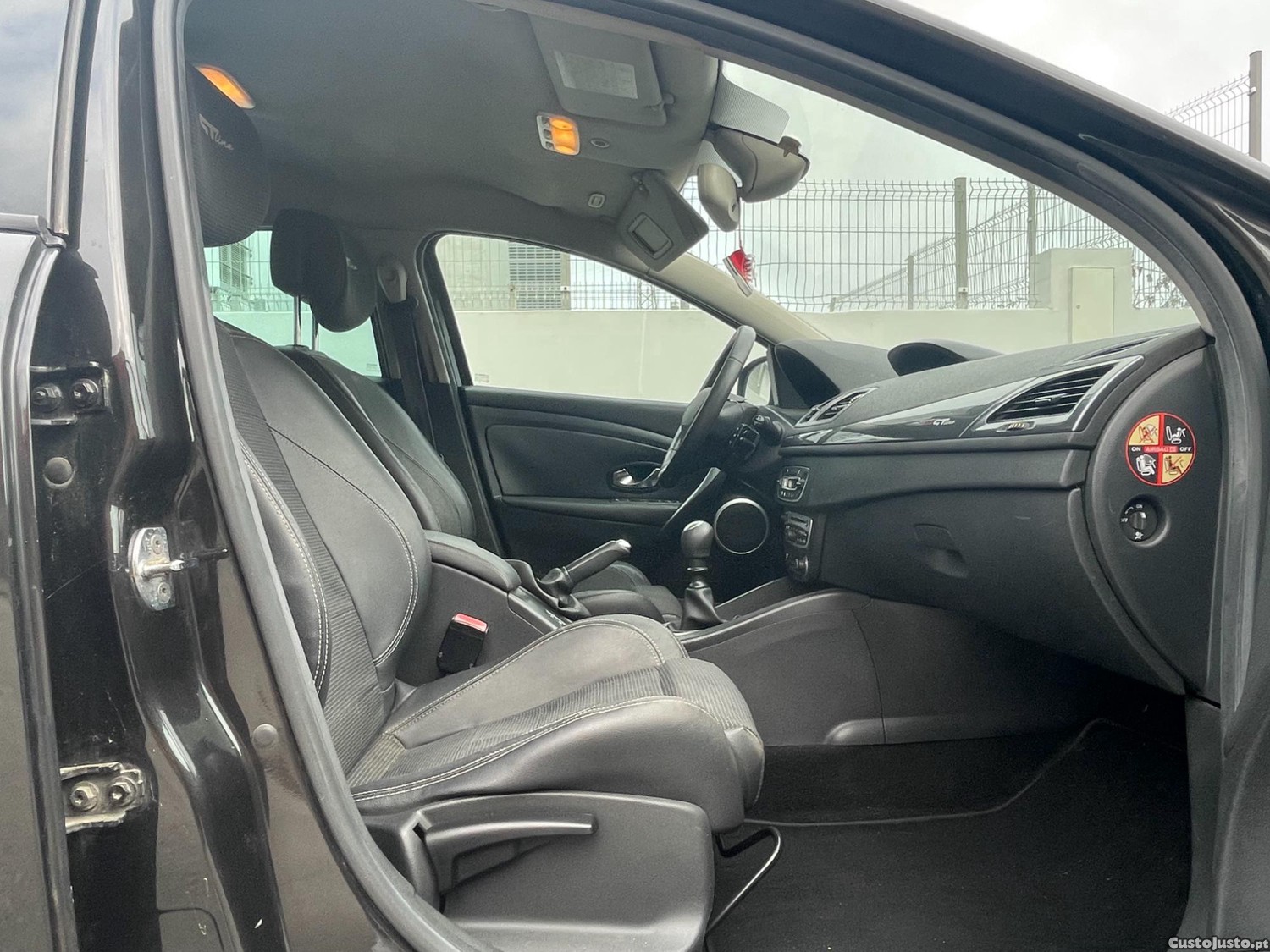 Renault Mégane 1.5 DCI GT LINE Tourer 180000km — fotografia 3