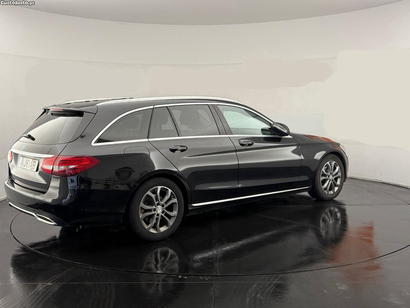 Mercedes-Benz C 200 D AUTO — fotografia 7