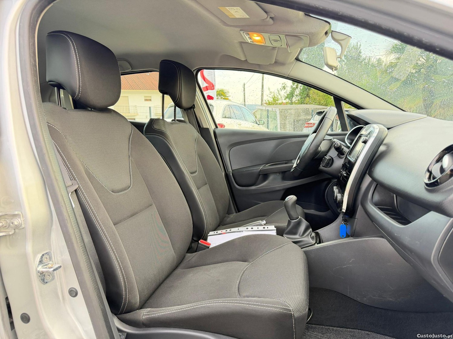 Renault Clio 1.5 dCi Dynamique S — fotografia 5