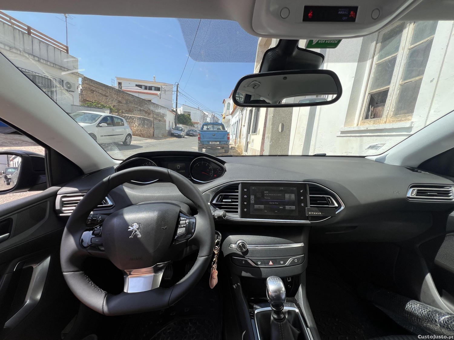 Peugeot 308 SW 1.2 PureTech 130 S&S Allure — fotografia 6