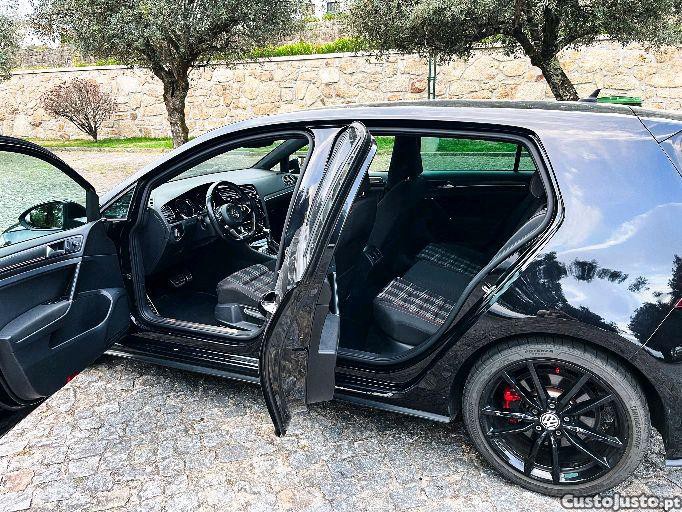 Volkswagen Golf 7.5 GTI — fotografia 9