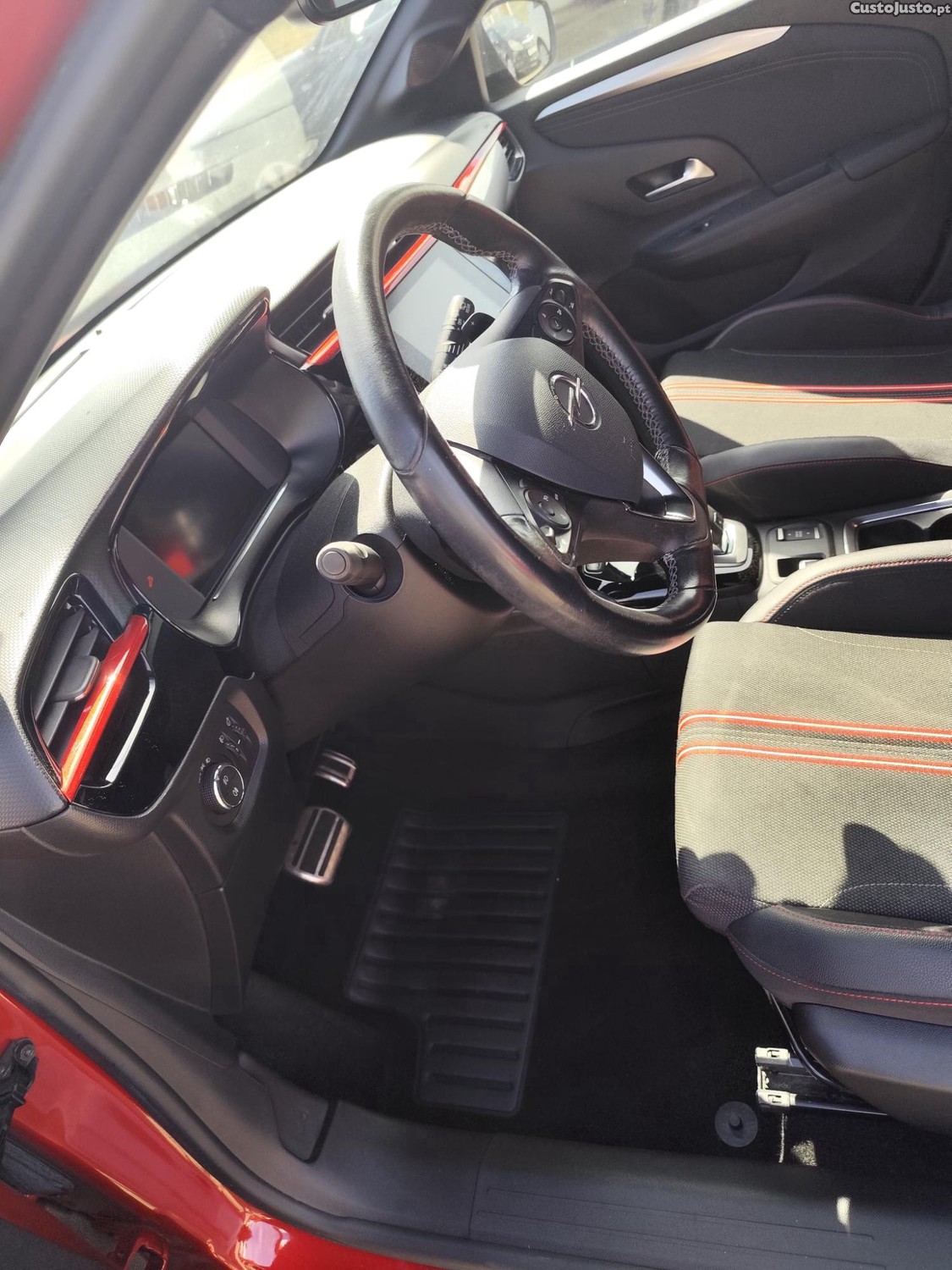 Opel Corsa 1.2 Turbo GS Line Automático — fotografia 3
