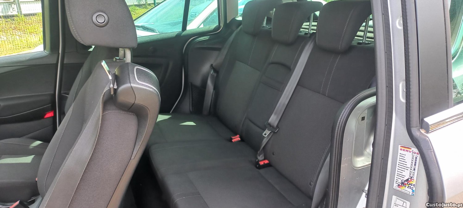 Ford B-Max Titânio — fotografia 8