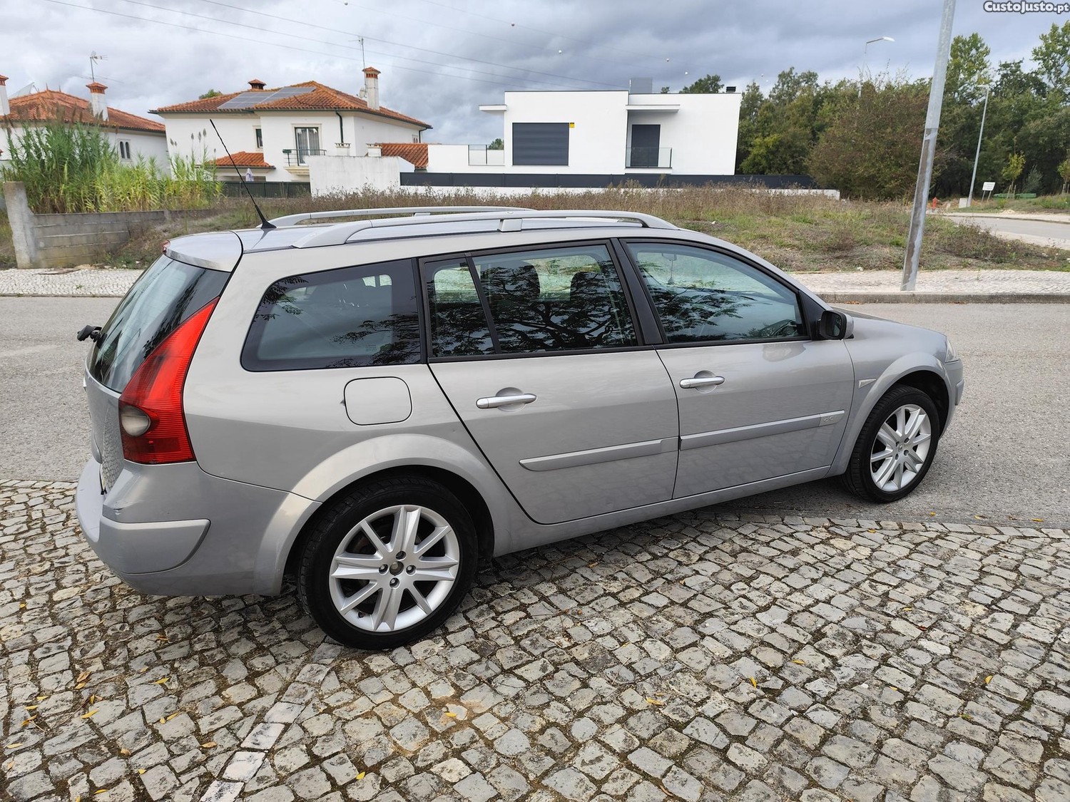 Renault Mégane 1.5DCI 6V — fotografia 7