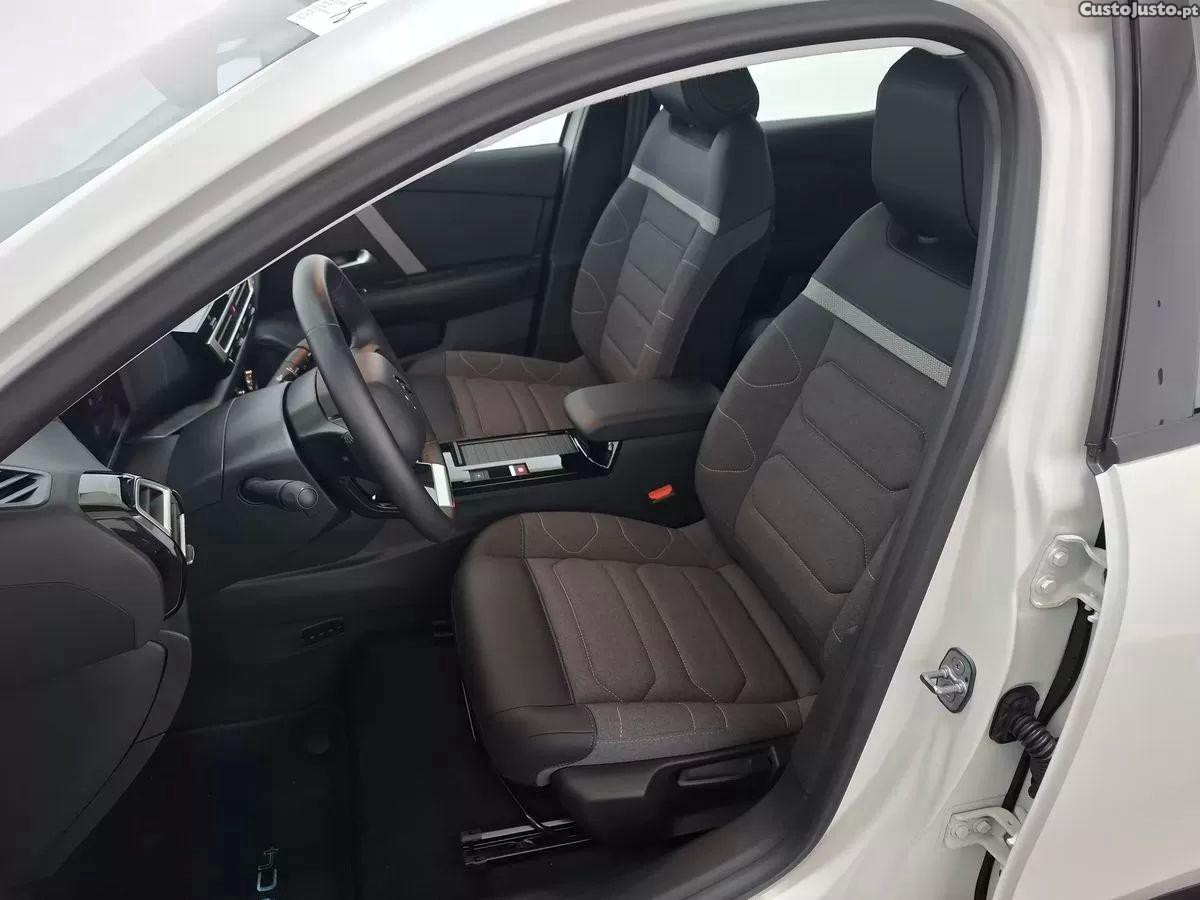 Citroën e-C4 100 kw e-you — fotografia 3