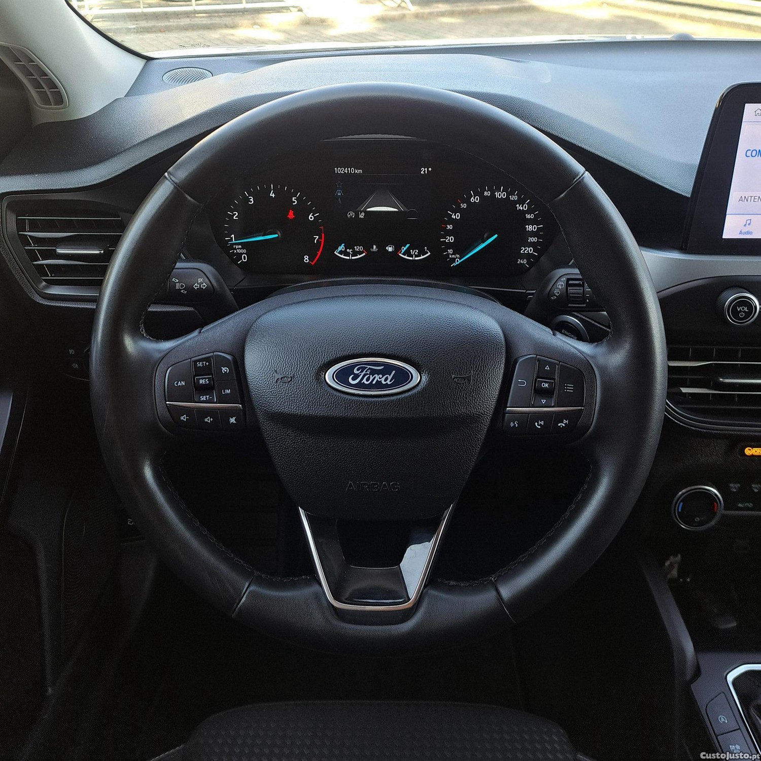 Ford Focus 1.0 EcoBoost MHEV Connected — fotografia 19