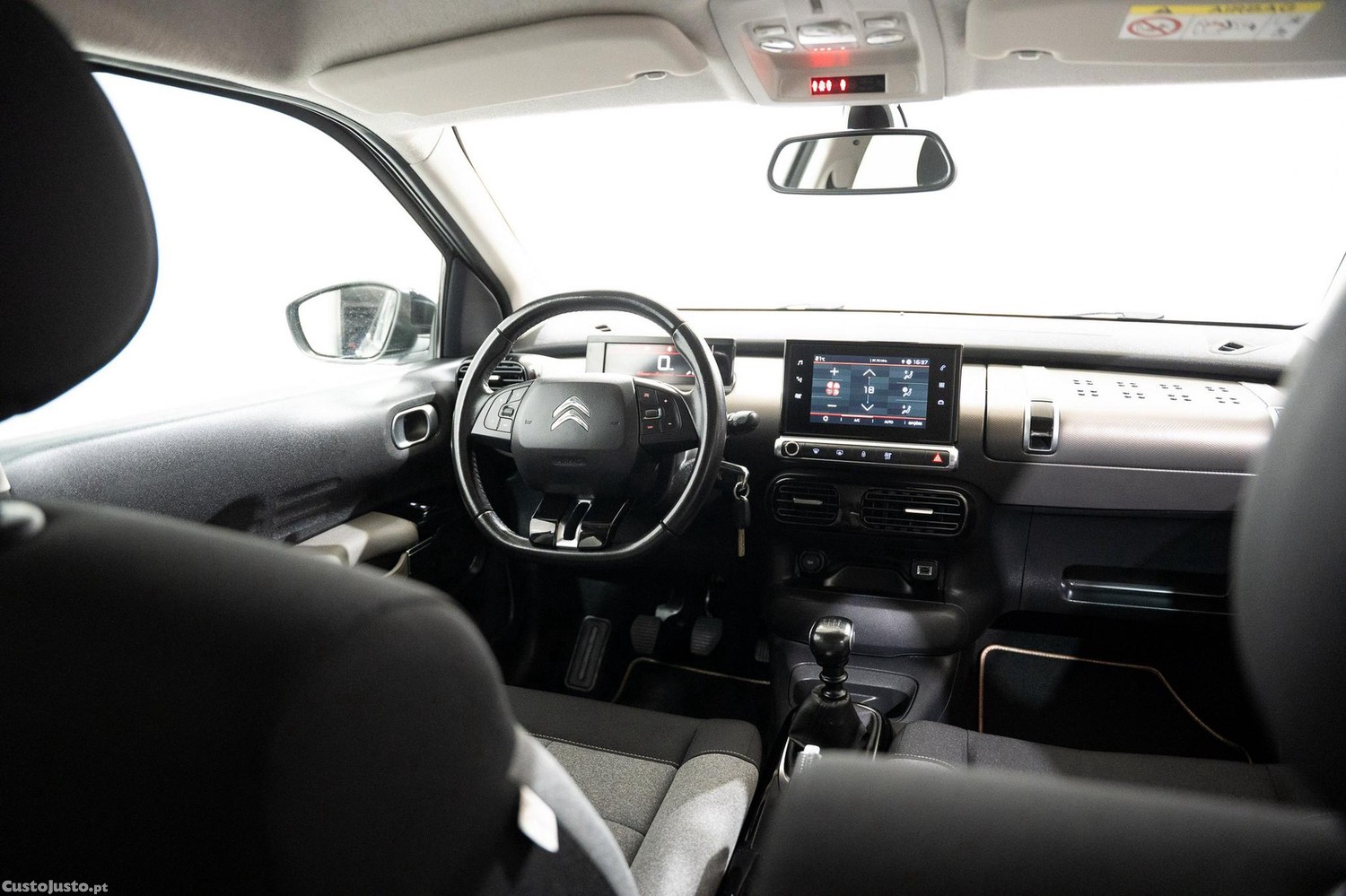 Citroën C4 Cactus 1.2 PureTech Origins — fotografia 13