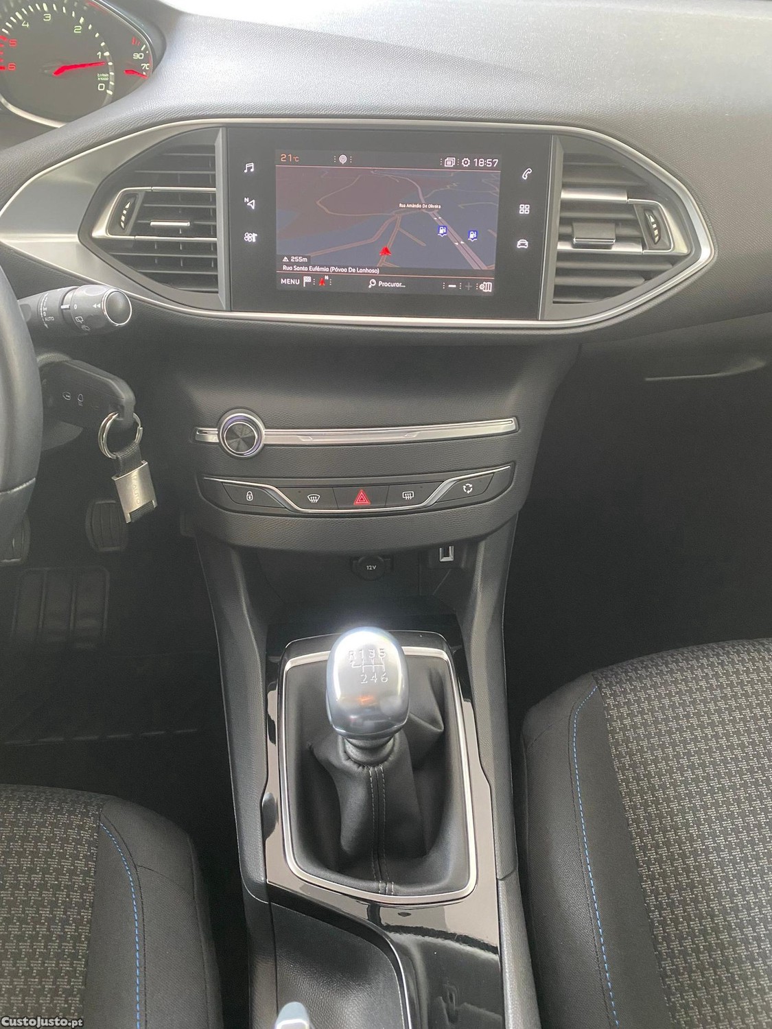 Peugeot 308 1.5 BlueHDi Style — fotografia 4