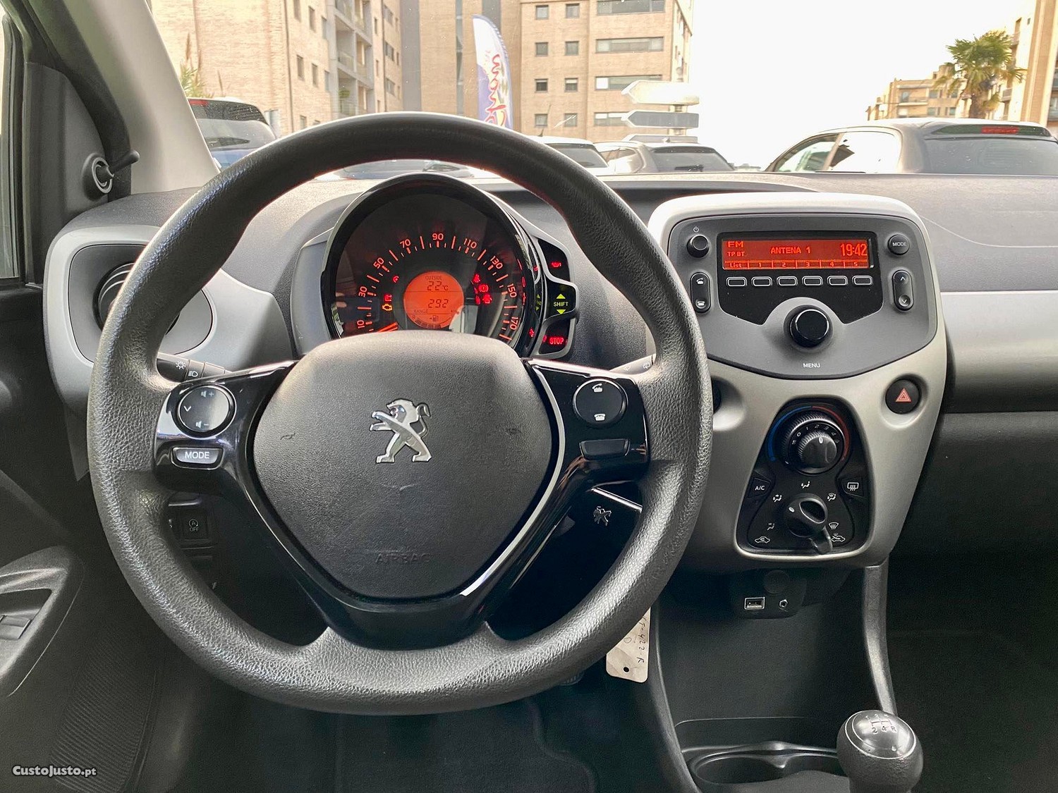 Peugeot 108 1.0 e-VTi Active — fotografia 3