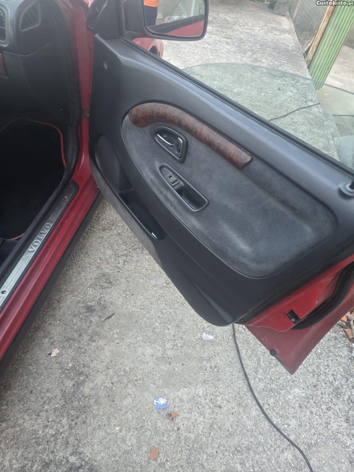 Volvo V40 1.8 — fotografia 4