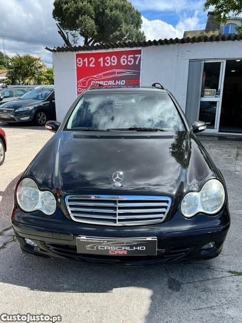 Mercedes-Benz C 220 CDI Auto Classic — fotografia 9