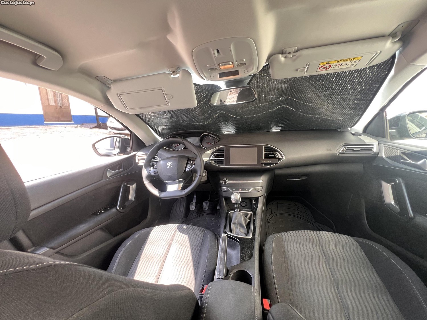 Peugeot 308 SW 1.2 PureTech 130 S&S Allure — fotografia 3