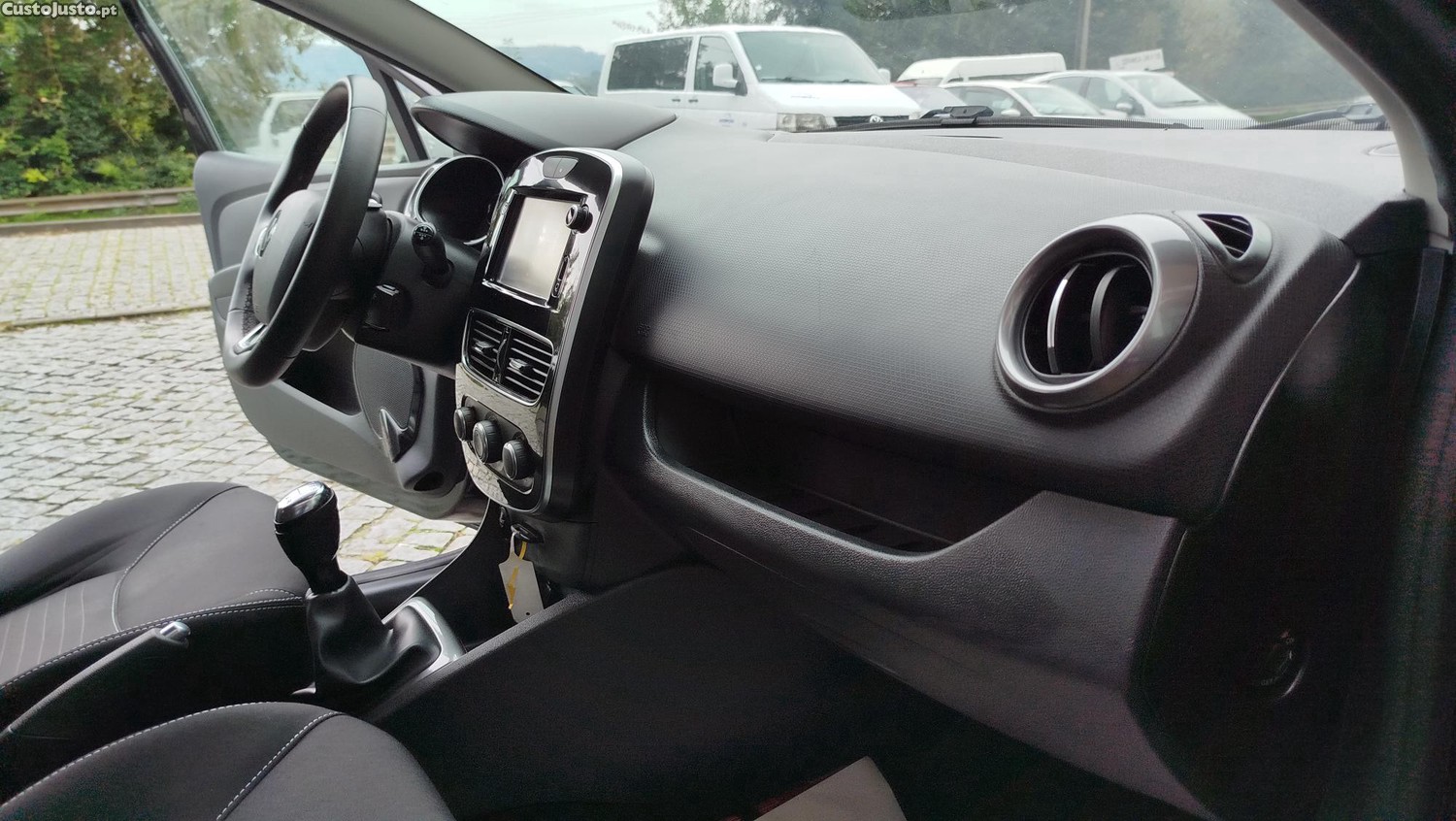 Renault Clio Sport Tourer 1.2 16v Limited — fotografia 3