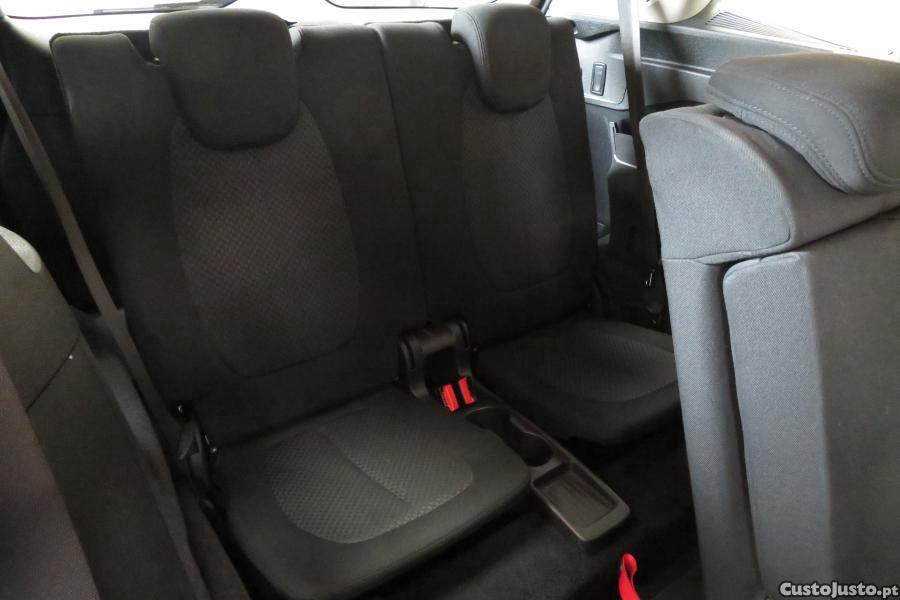 BMW 216 Gran Tourer d 7L Advantage — fotografia 8