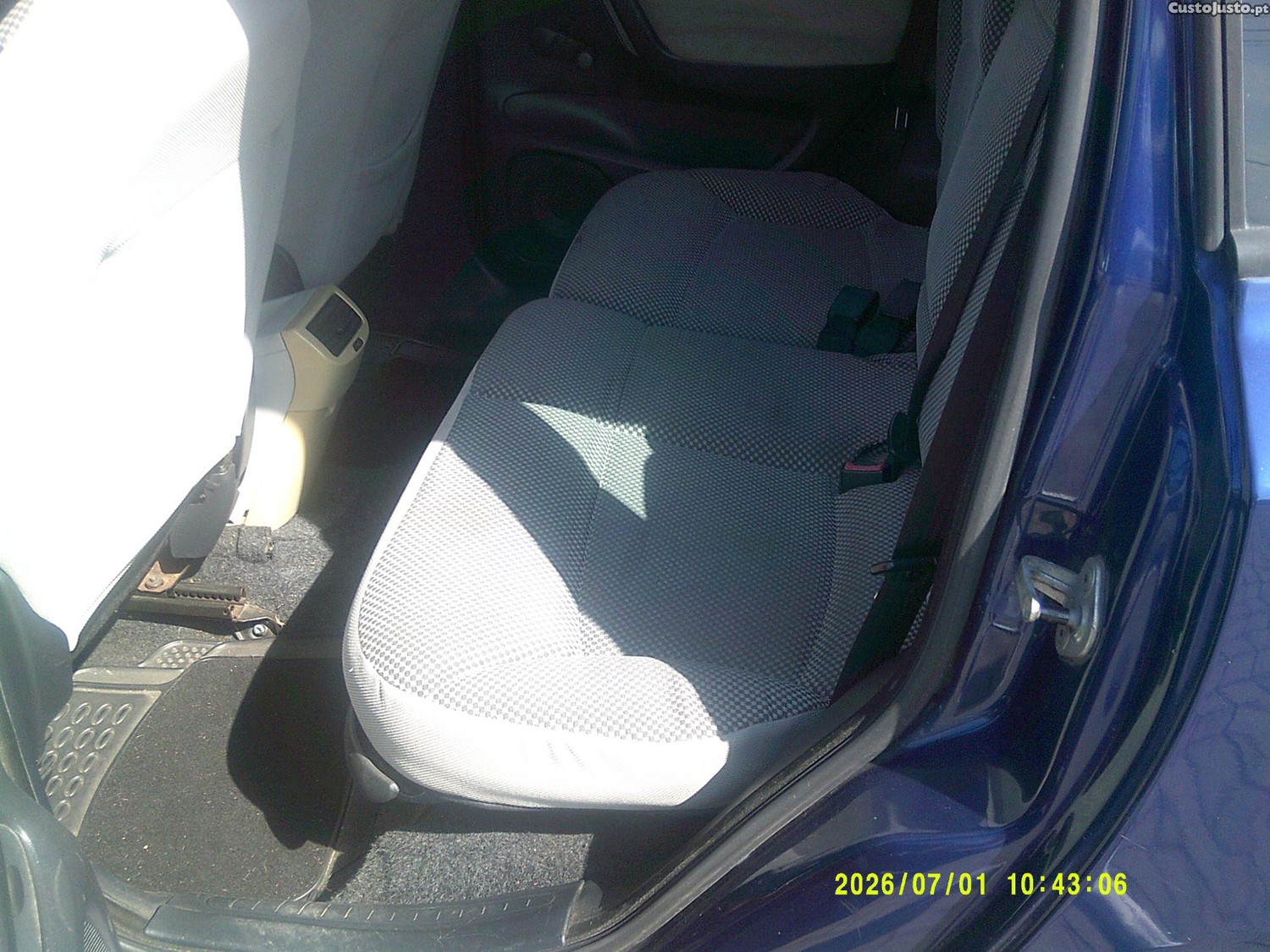 Fiat Stilo 1.4 — fotografia 2
