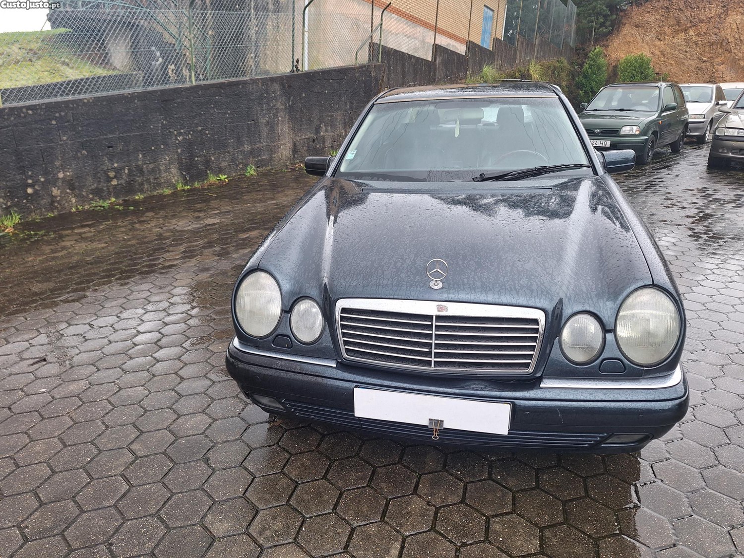Mercedes-Benz E 220 CDI - 99 foto 2