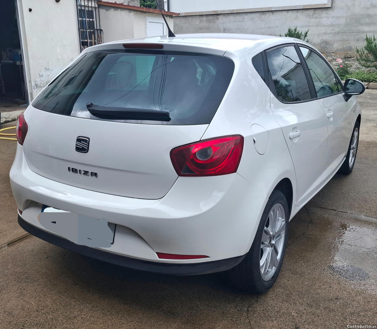 Seat Ibiza 6j tdi - 12 foto 2