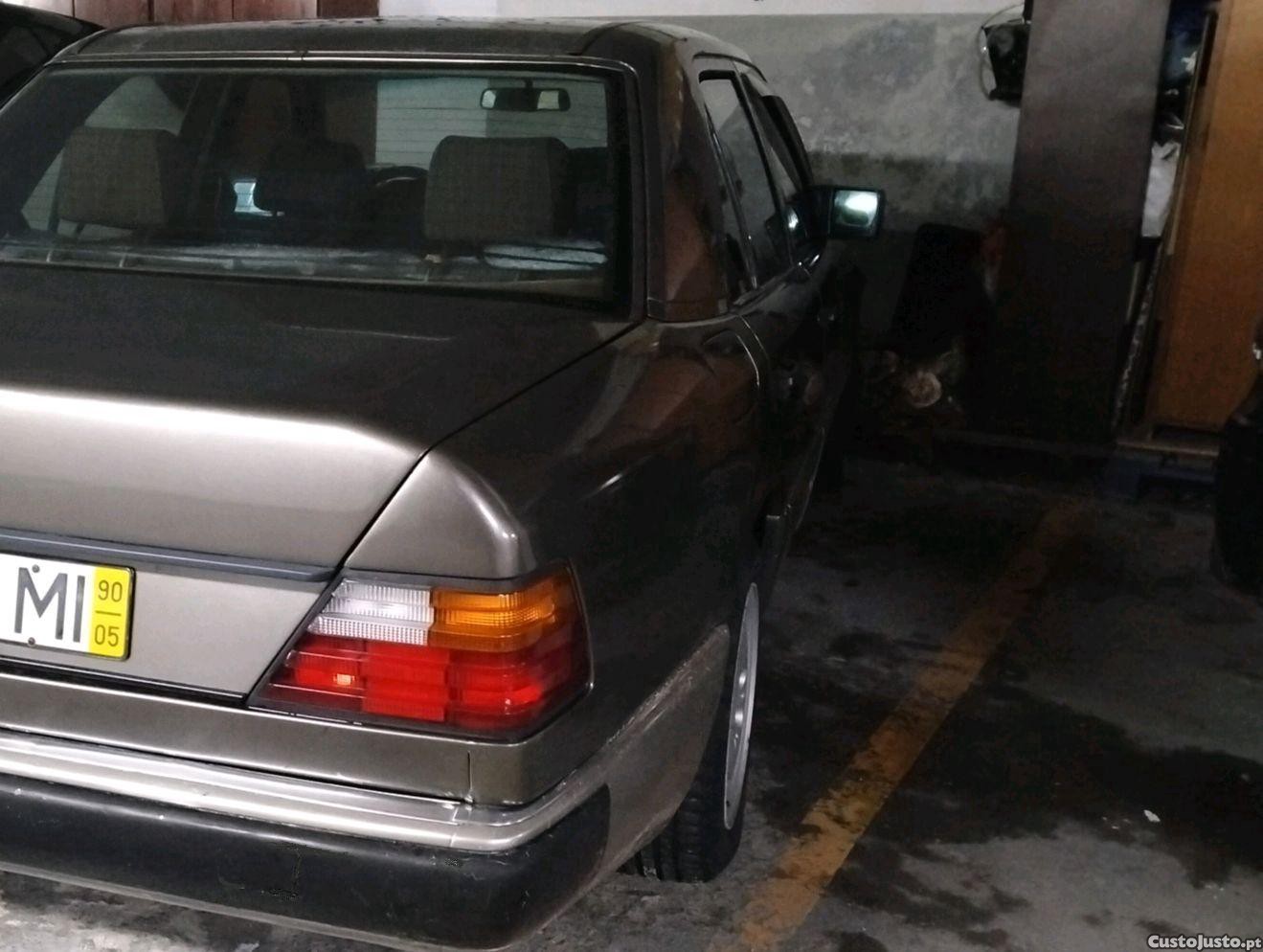 Mercedes-Benz E 200 200D — fotografia 5