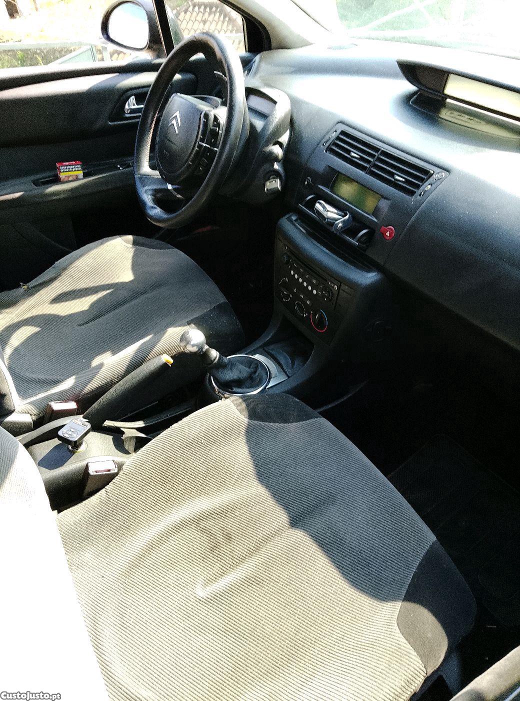 Citroën C4 HDI — fotografia 3
