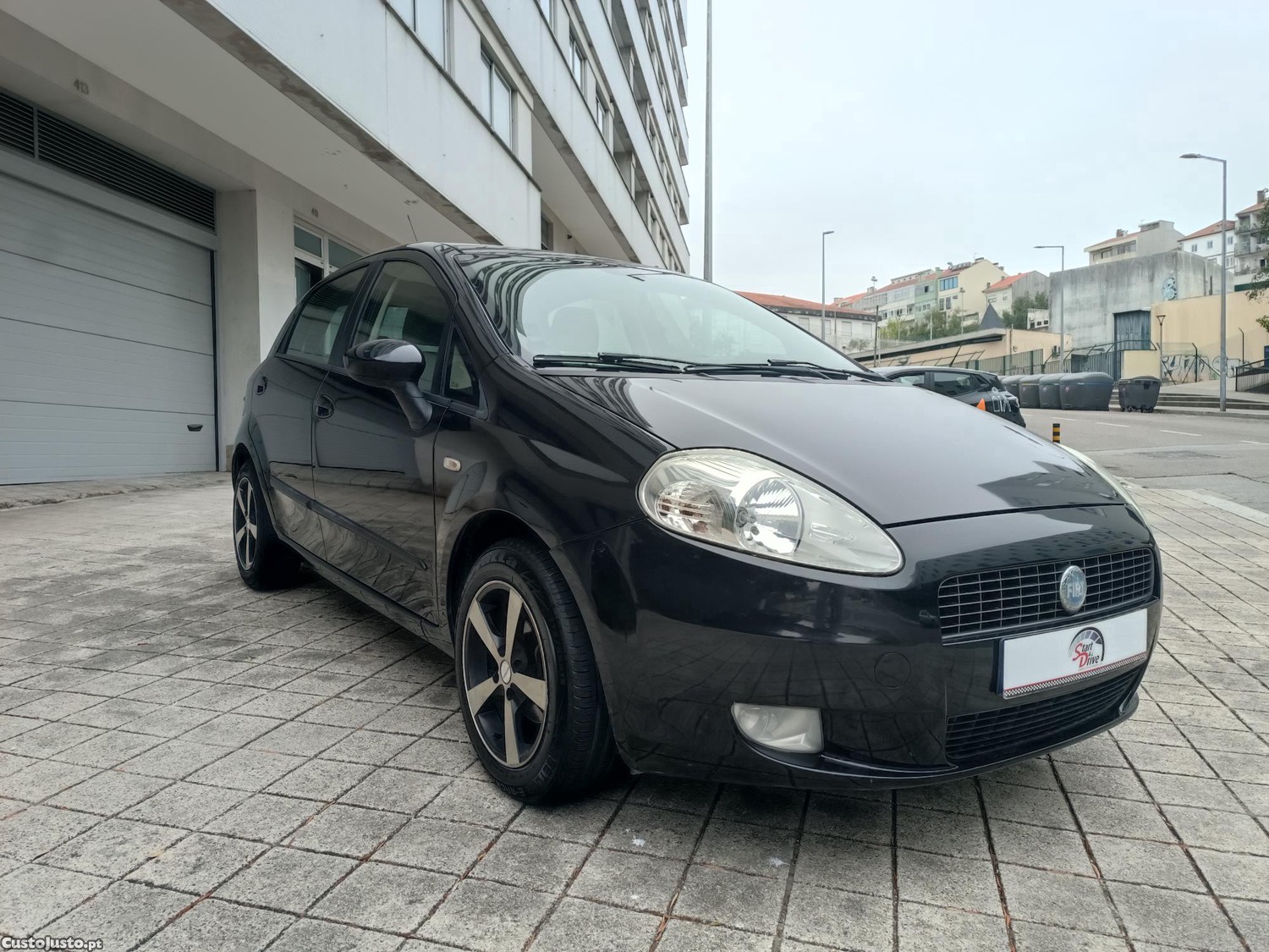 Fiat Grande Punto 1.2i 5 portas ac — fotografia 17