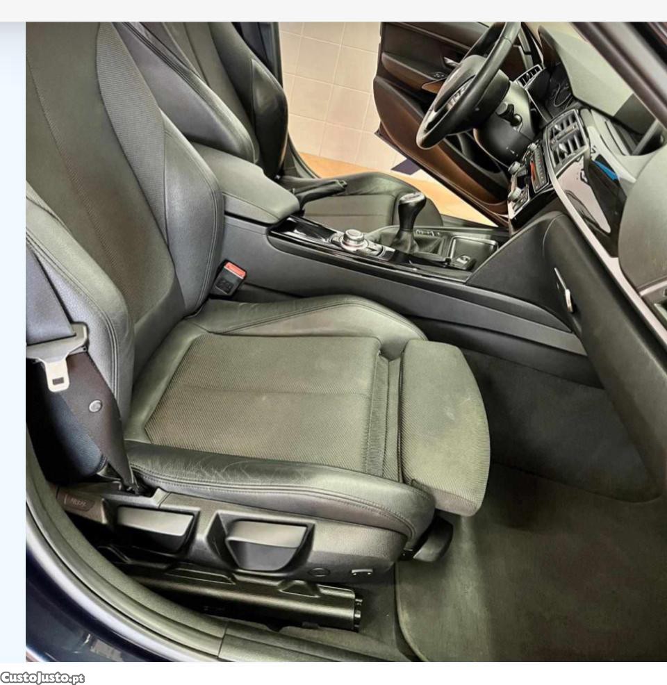 BMW 318 D Negociavel — fotografia 4