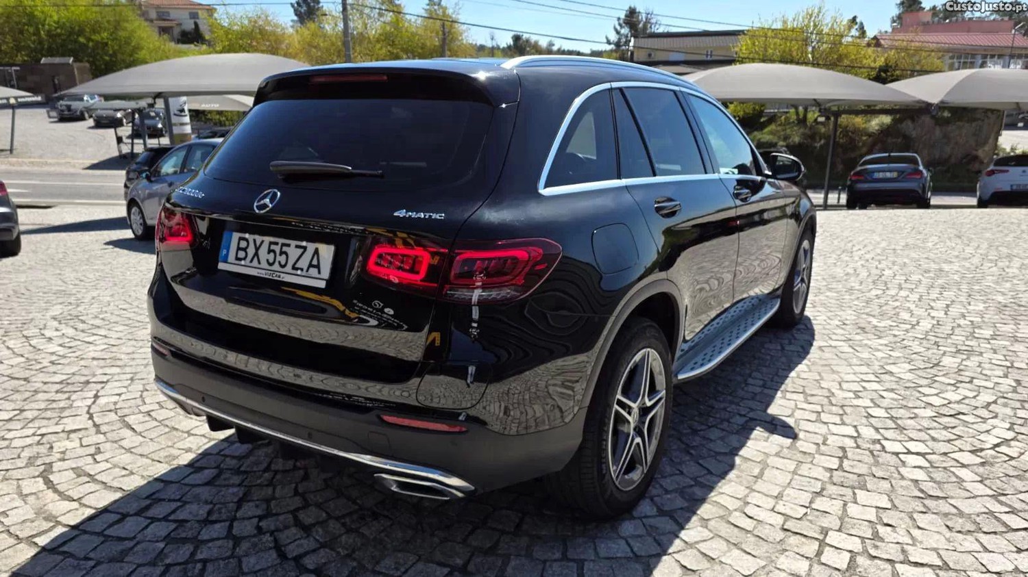 Mercedes-Benz GLC 300 300 de 4matic — fotografia 18