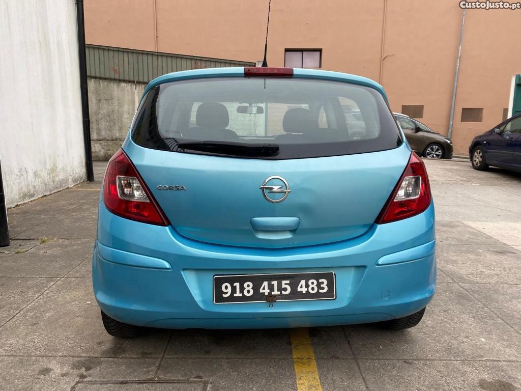 Opel Corsa 1.2 Enjoy — fotografia 9
