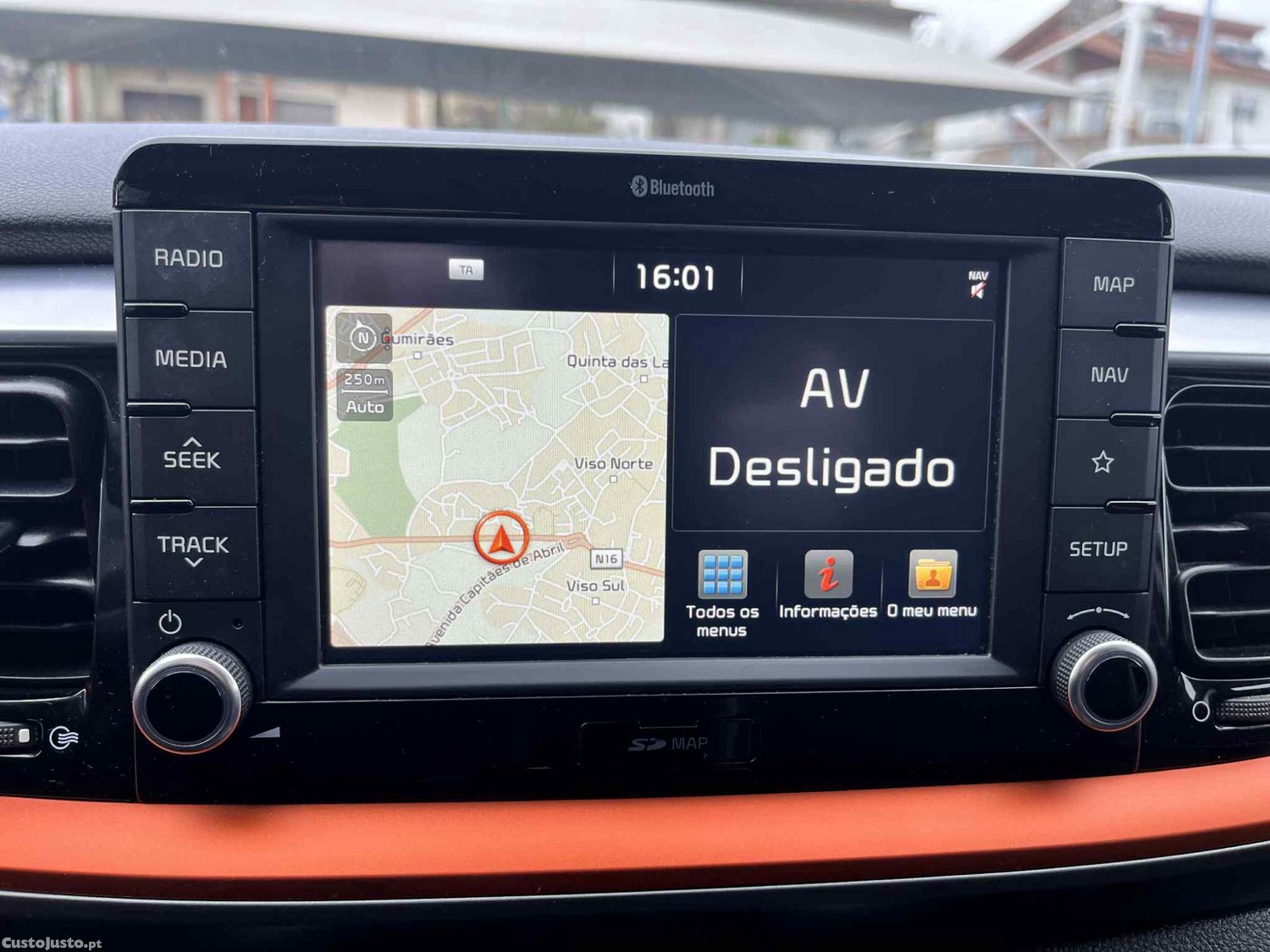 Kia Stonic 1.6 CRDI Vision — fotografia 6