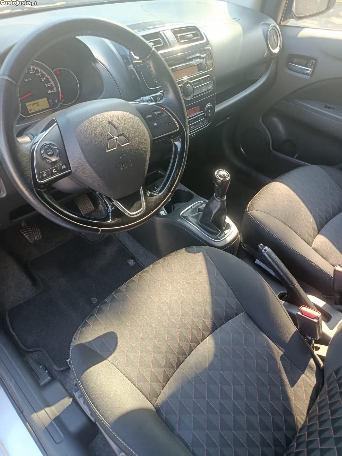 Mitsubishi Space Star 1.2 CONNECT EDITION — fotografia 2