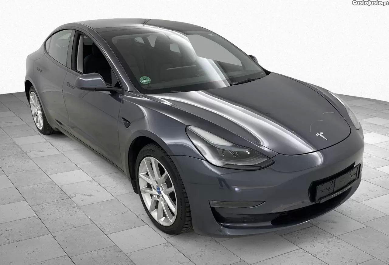Tesla Model 3 Standard rwd plus — fotografia 13