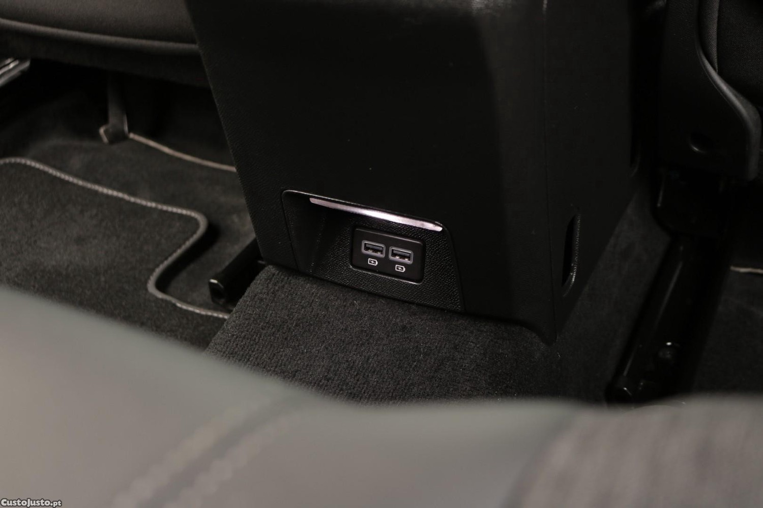 Peugeot 508 SW 1.6 Hybrid Allure Pack e-EAT8 225cv — fotografia 30