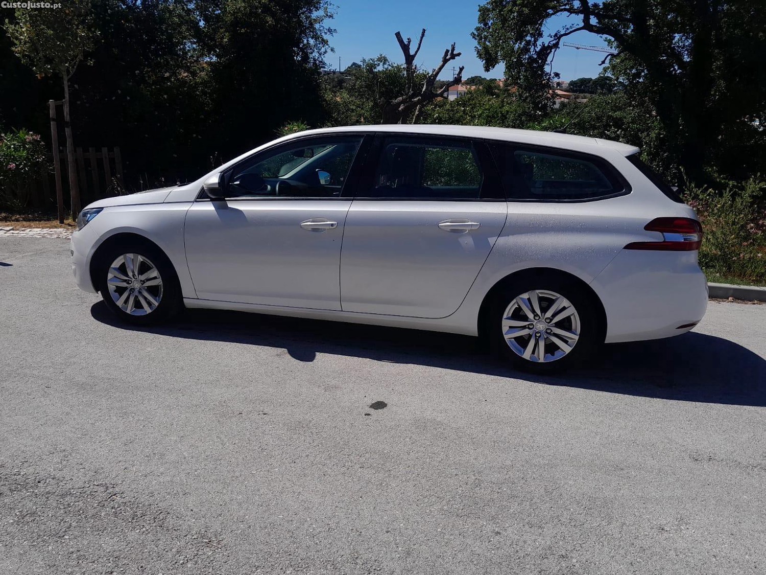 Peugeot 308 BASIC — fotografia 11