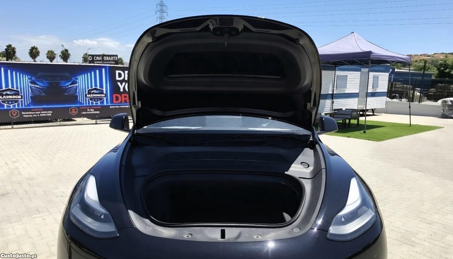 Tesla Model Y Long Range - Dual Motor — fotografia 9