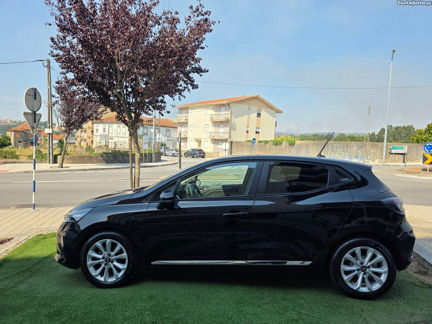Renault Clio 1.0 TCe Evolution Bi-Fuel — fotografia 24