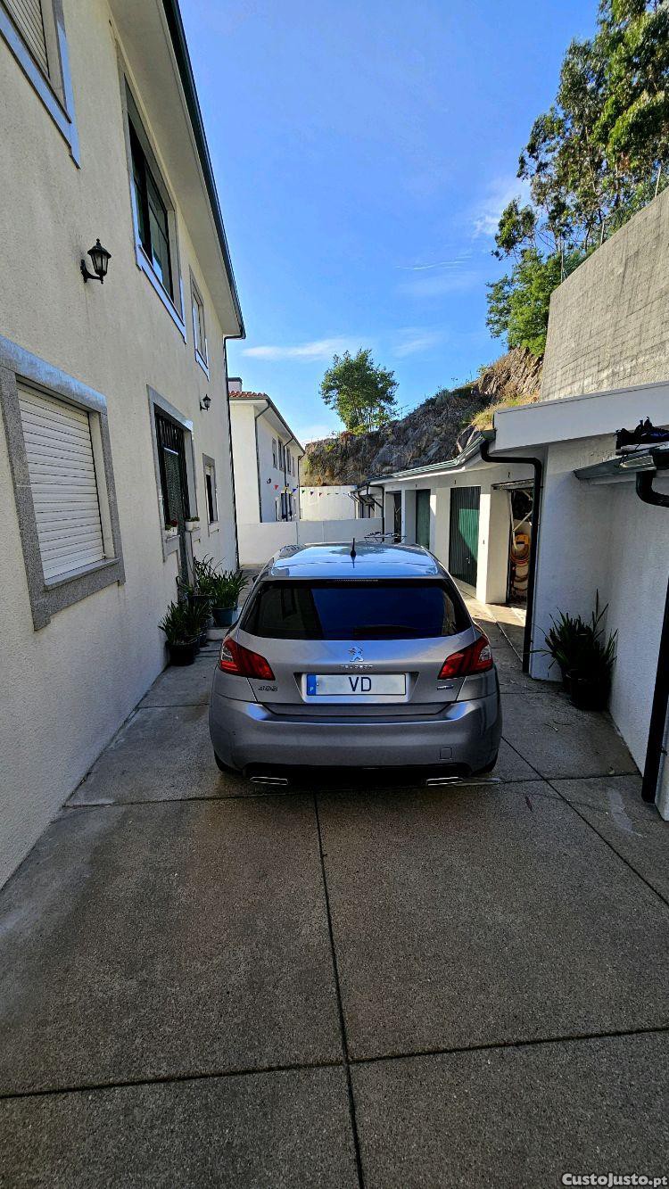 Peugeot 308 1.6Bluehdi — fotografia 7