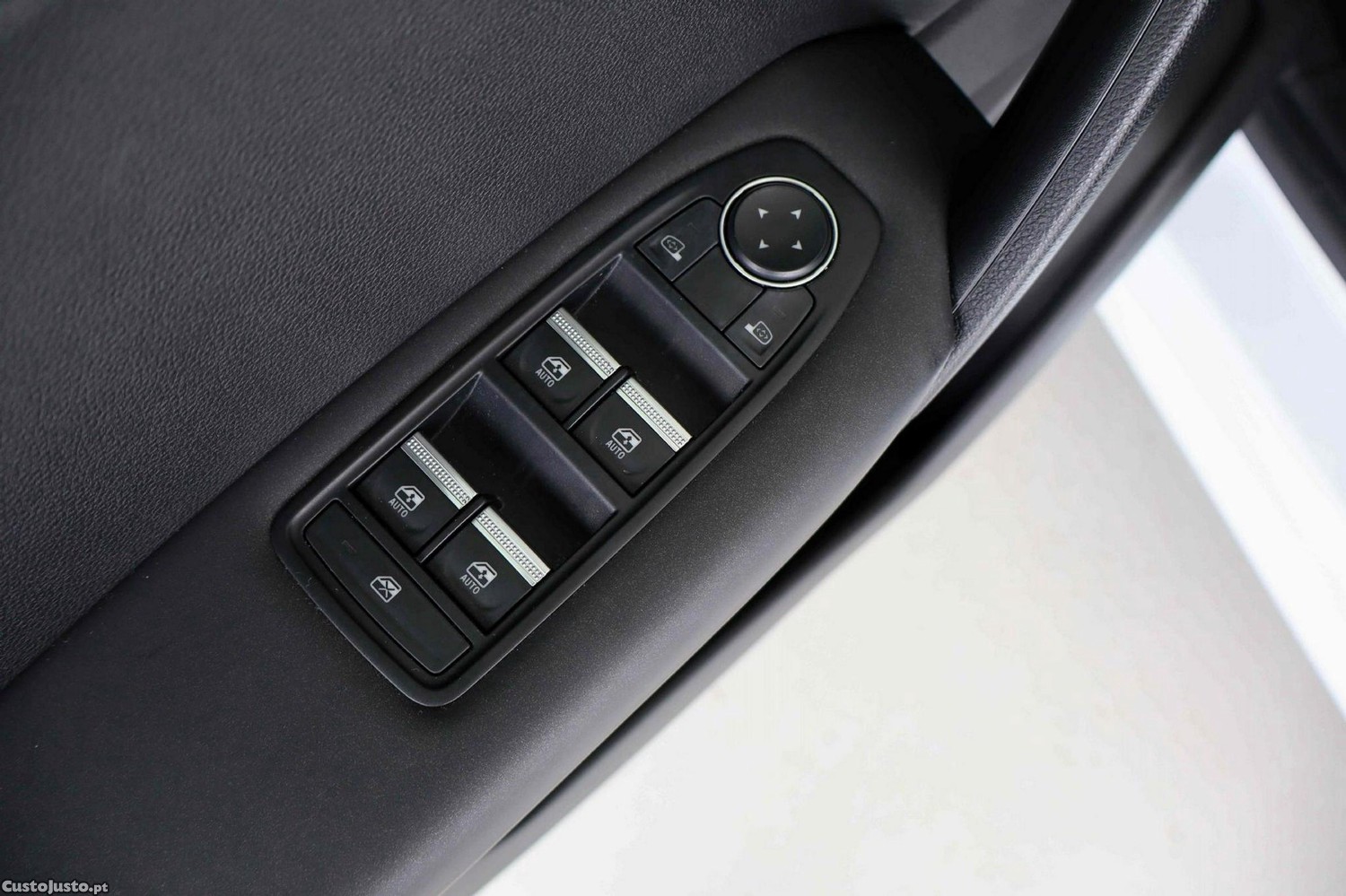 Renault Captur 1.0 TCe Evolution Bi-Fuel — fotografia 19