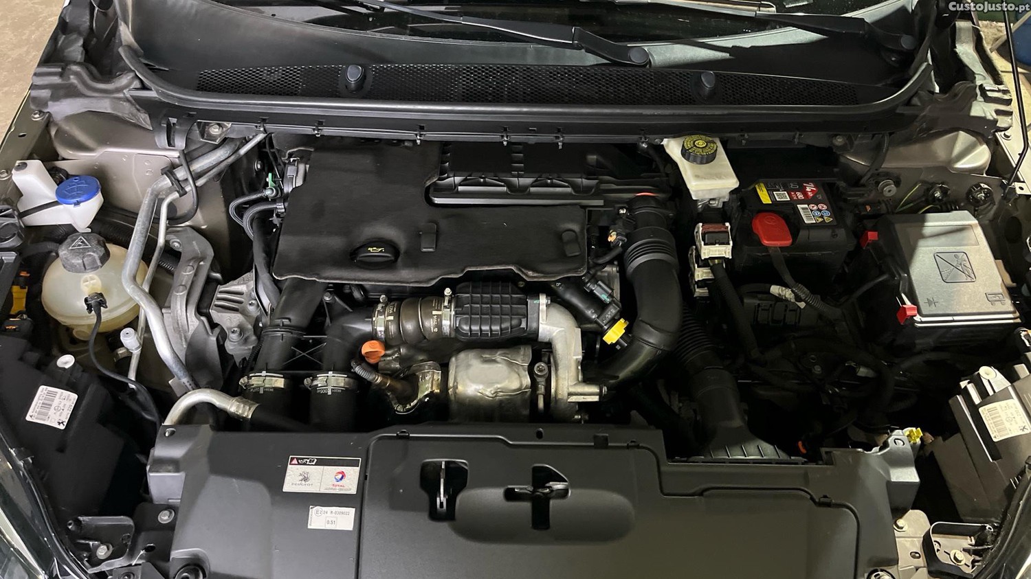Peugeot 308 1.6 HDI 110CVACCESSE NACIONAL — fotografia 11