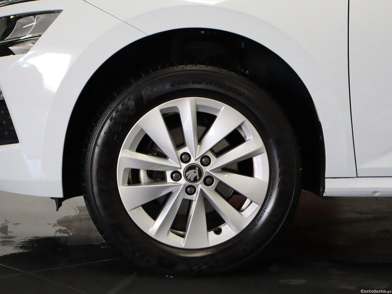 Skoda Kamiq 1.0 TSI Selection DSG — fotografia 16