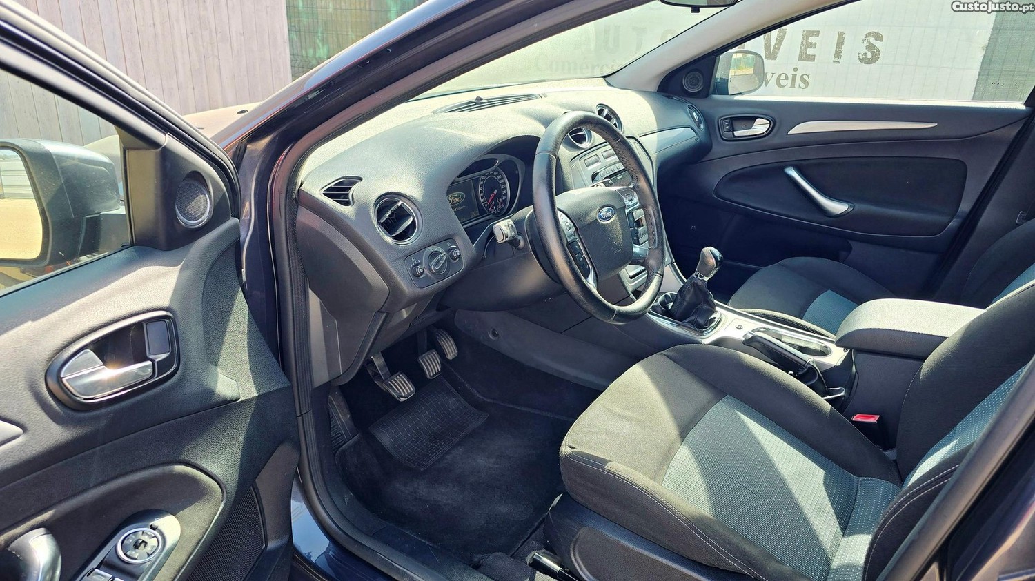 Ford Mondeo SW 1.8 TDCi Titanium ECOnetic — fotografia 10