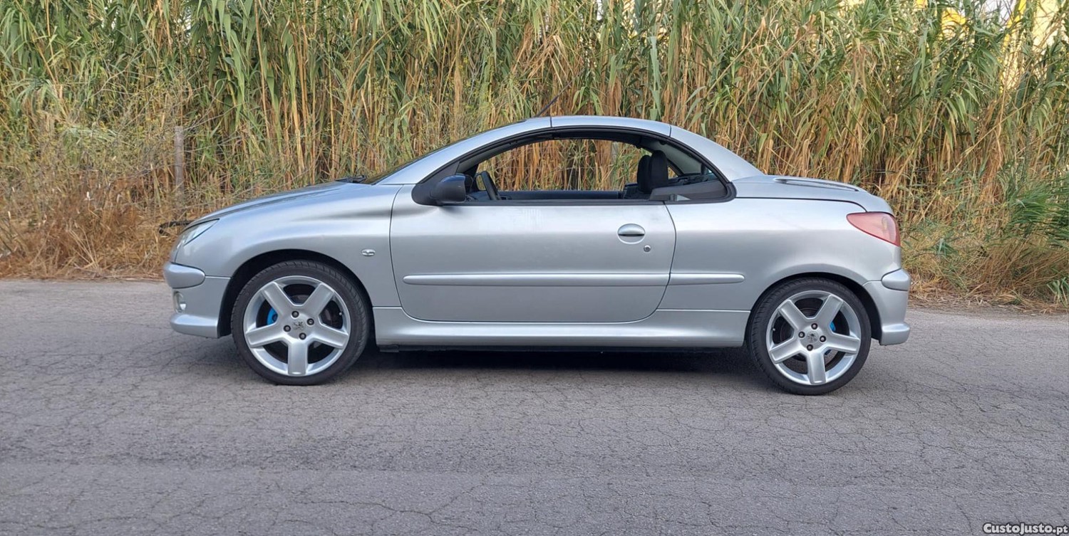 Peugeot 206 CC 1.6 HDI - 110 Cvs — fotografia 4