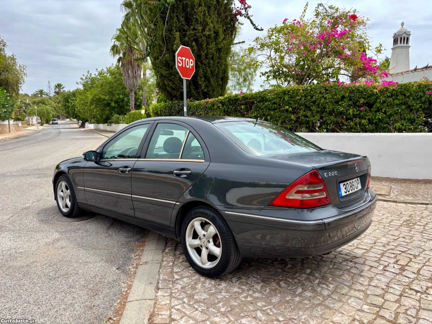 Mercedes-Benz C 220 CDI Avantgarde Automático — fotografia 6