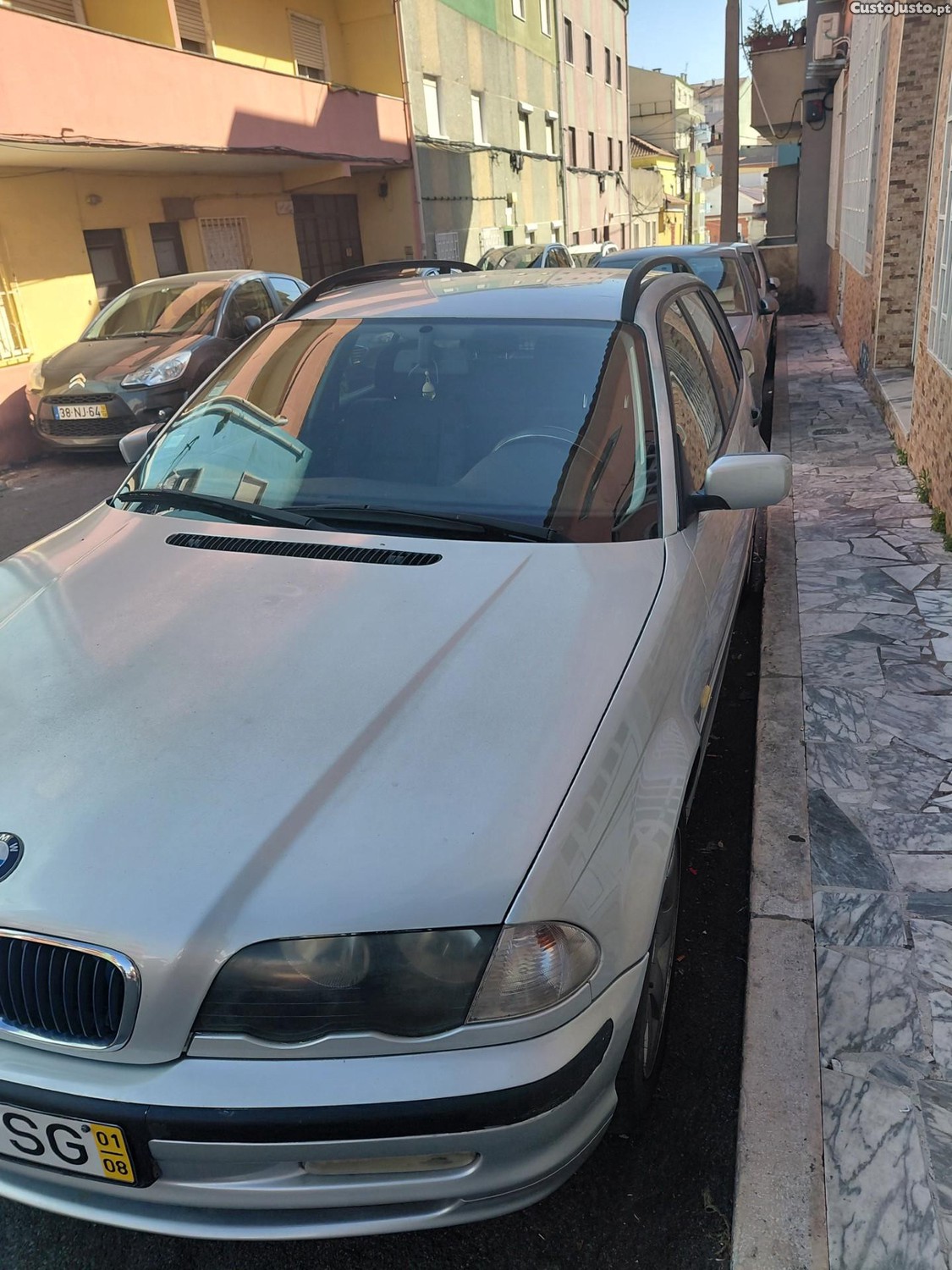 BMW 320 3ER REIHE — fotografia 3