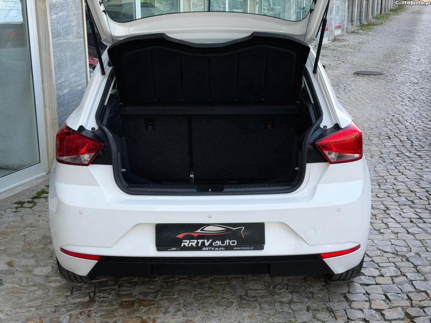 SEAT Ibiza 1.0 TSI Reference — fotografia 16