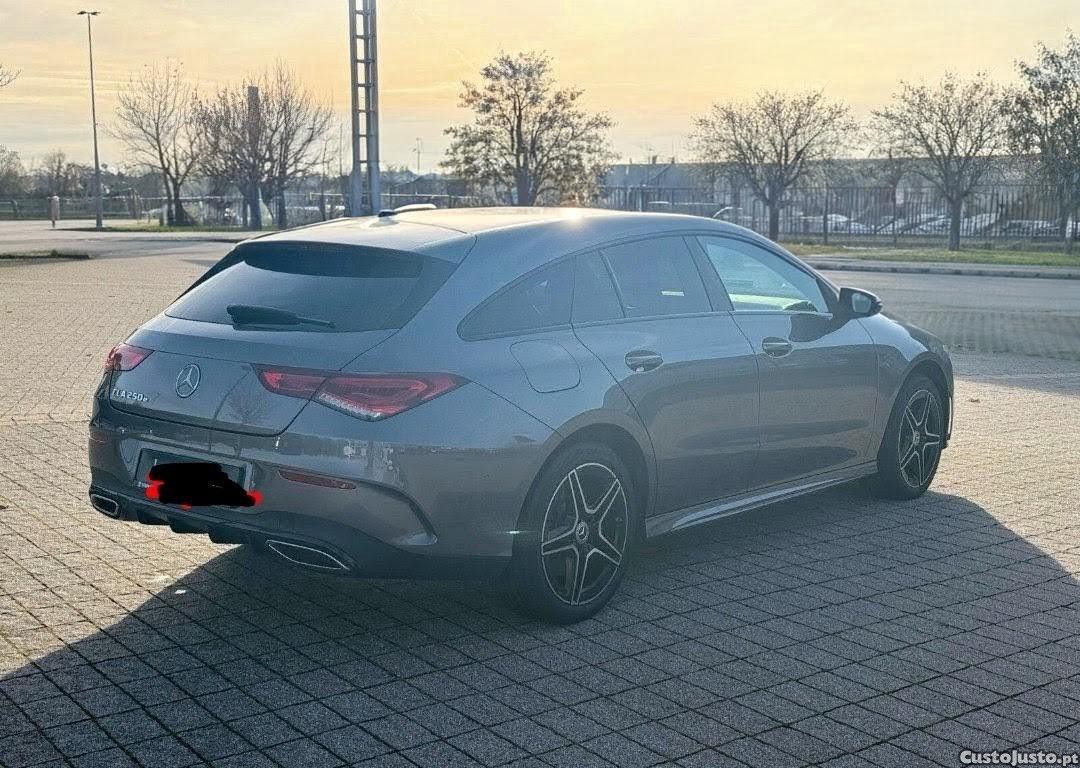 Mercedes-Benz CLA 250 AMG — fotografia 3
