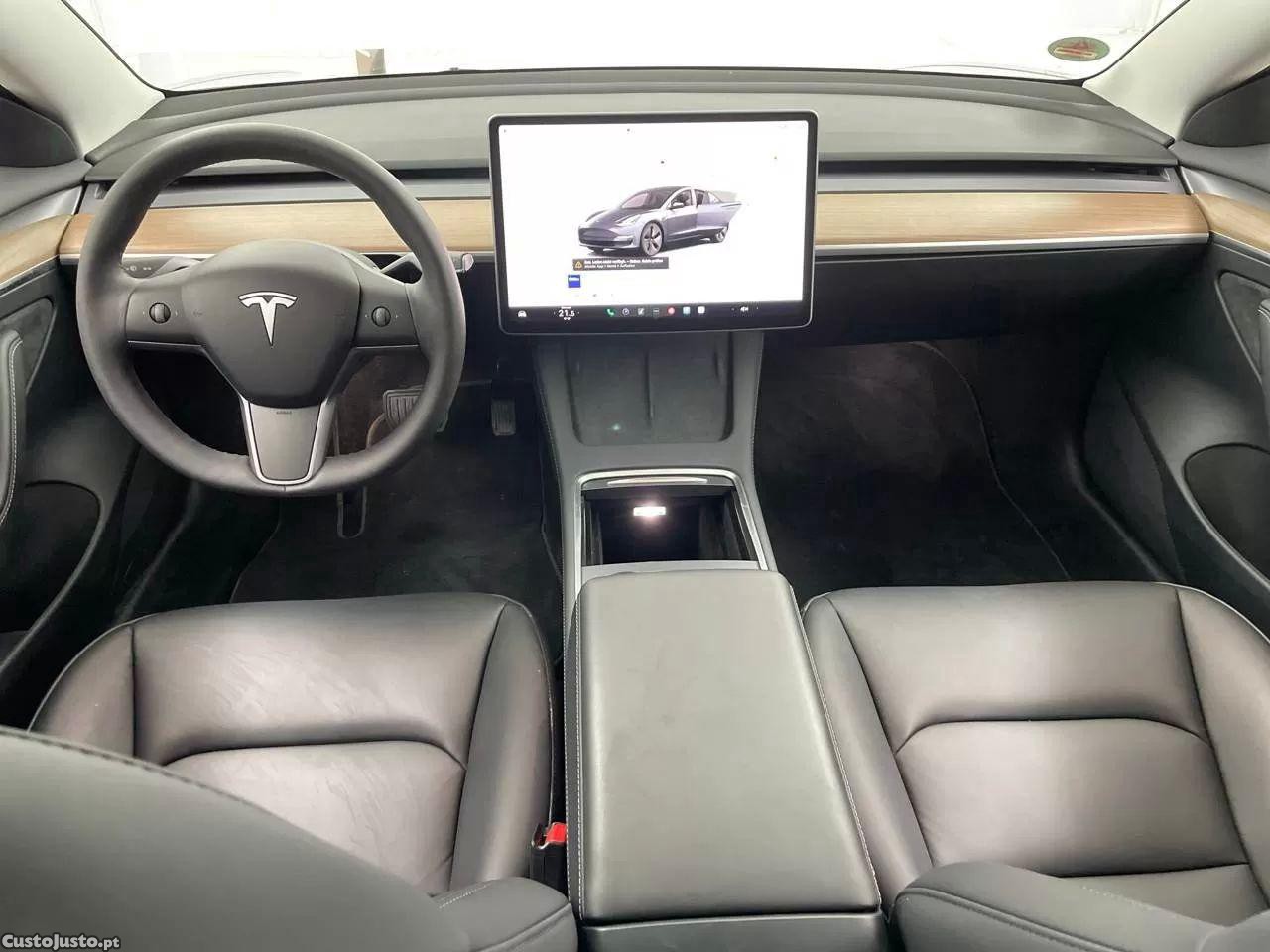 Tesla Model 3 Standard rwd plus — fotografia 9