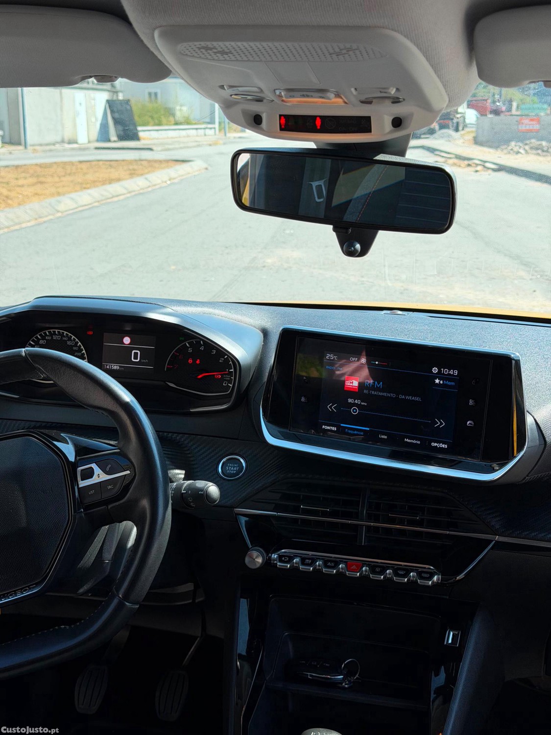 Peugeot 208 BlueHdi Active — fotografia 5