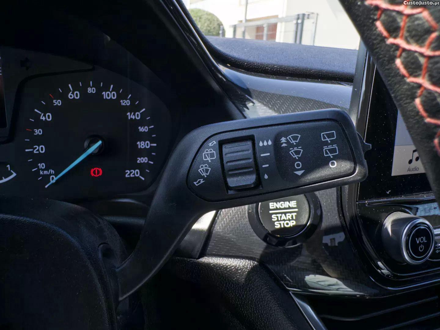 Ford Fiesta 1.0 ecoboost s&s st-line — fotografia 8