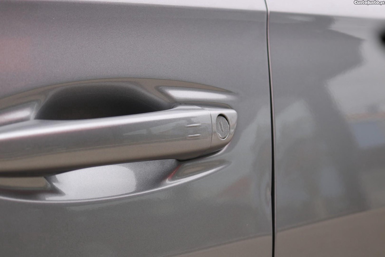 Peugeot 508 SW 1.6 Hybrid Allure Pack e-EAT8 225cv — fotografia 47